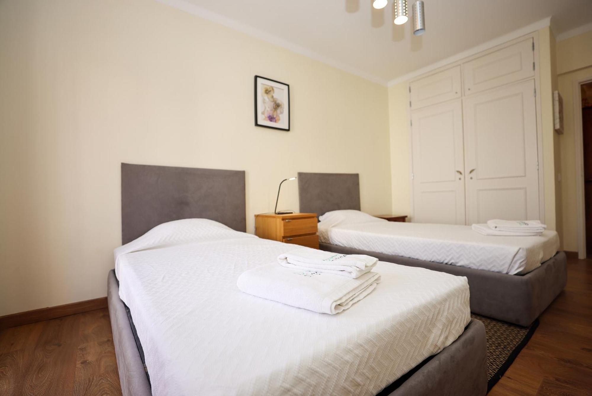 C27 - Torraltinha Way Apartment Lagos Luaran gambar